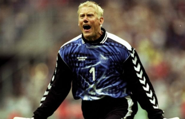 “Έχει πάρει ναρκωτικά ο διαιτητής;”