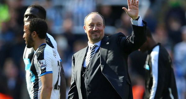 Μένει… Αγγλία ο Μπενίτεθ!