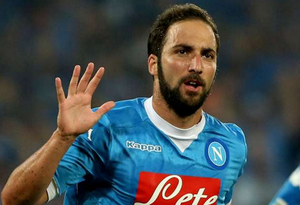 Το γκολ της σεζόν από Ιγκουαΐν! (vid)