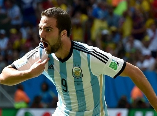 Μέσι: «Σημαντικός για την Εθνική ομάδα ο Ιγκουαΐν»