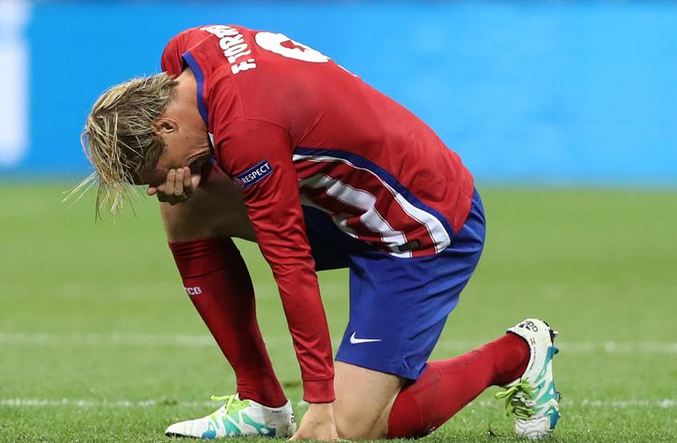 “Έσπασε” μετά τον τελικό ο Τόρες (vid)