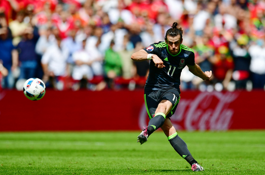 Νέο αριστουργηματικό φάουλ από τον Μπέιλ! (vid)