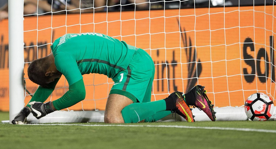 Συνεχίζει την κακή παράδοση στο τέρμα η Βραζιλία! (vid)