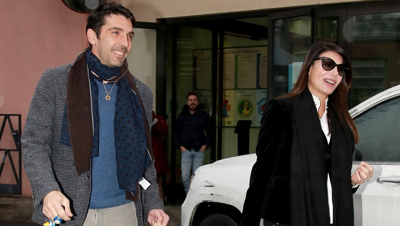 «Φασίστας ο Μπουφόν»