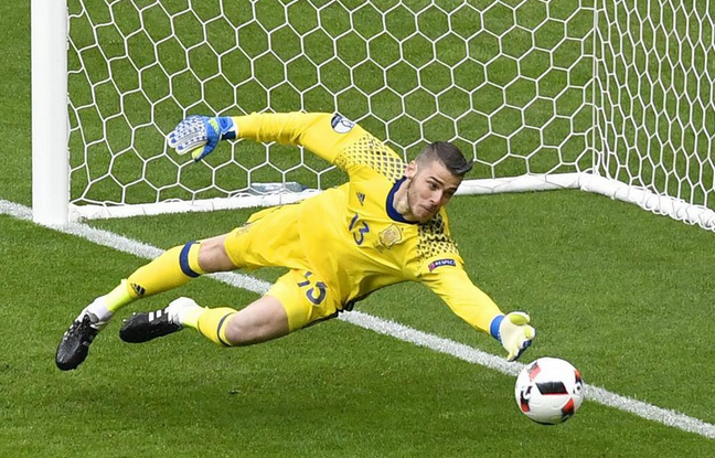 Παίρνει… μάτι τον Μπουφόν ο Ντε Χέα! (pic)