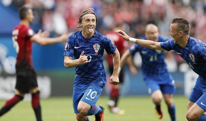 Μόντριτς για… τρεις