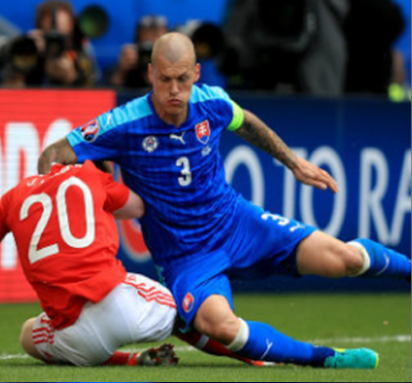 Φθηνά τη γλίτωσε ο Σκρτελ (pics)