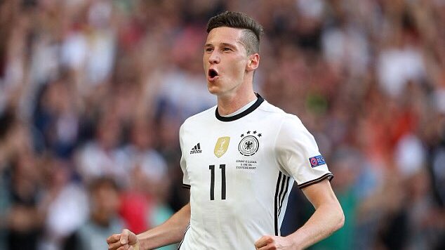 Στην Παρί ο Ντράξλερ (;)