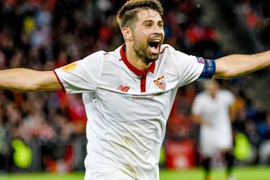 “Βασιλικός μπλε” ντύθηκε ο Κόκε