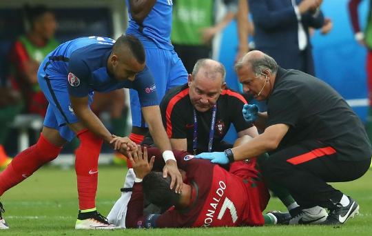 H μητέρα του Ρονάλντο τα “έβαλε” με τον Παγιέ