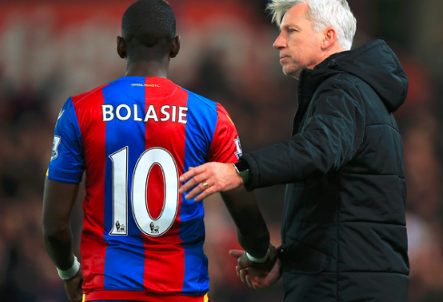 Τρελή συμφωνία ανάμεσα σε Πάλας και Έβερτον για Μπολασί