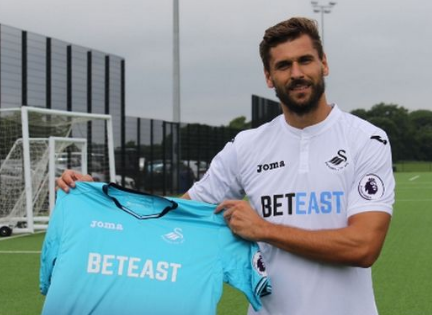 Έγινε “κύκνος” ο Γιορέντε