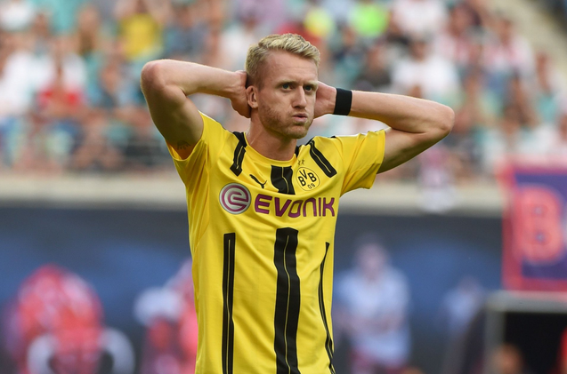 Δίνει… αέρα στην Μπάγερν η Ντόρτμουντ