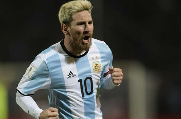 Επιστροφή με γκολ και ποδιά για Μέσι (vid)