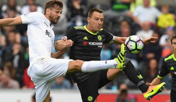 Xάνει το ντέρμπι κόντρα στη Λίβερπουλ ο Τέρι