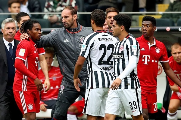 Κάτι δεν πάει καλά…