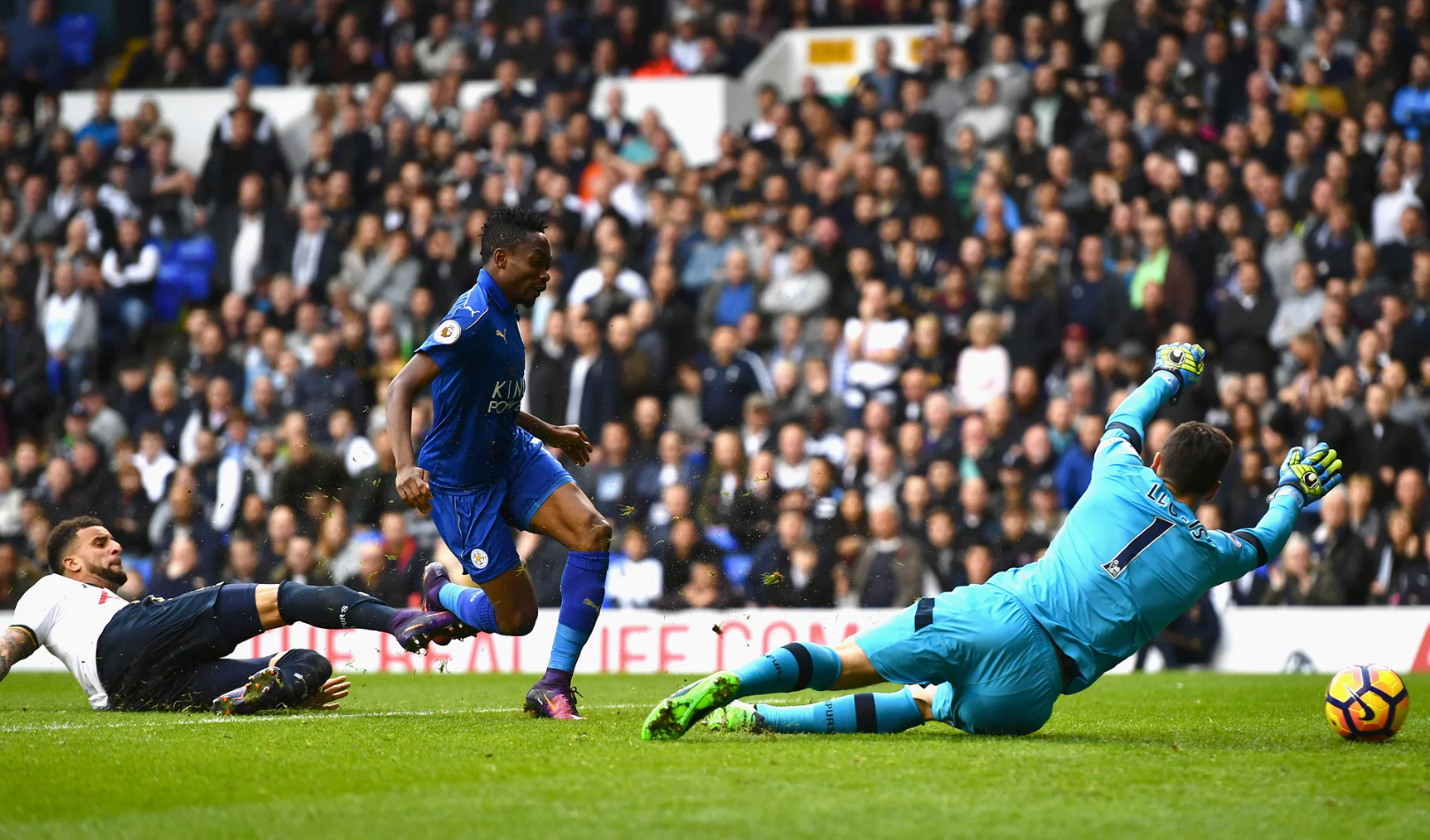 Έχασε πολύτιμο έδαφος η Τότεναμ (vid)
