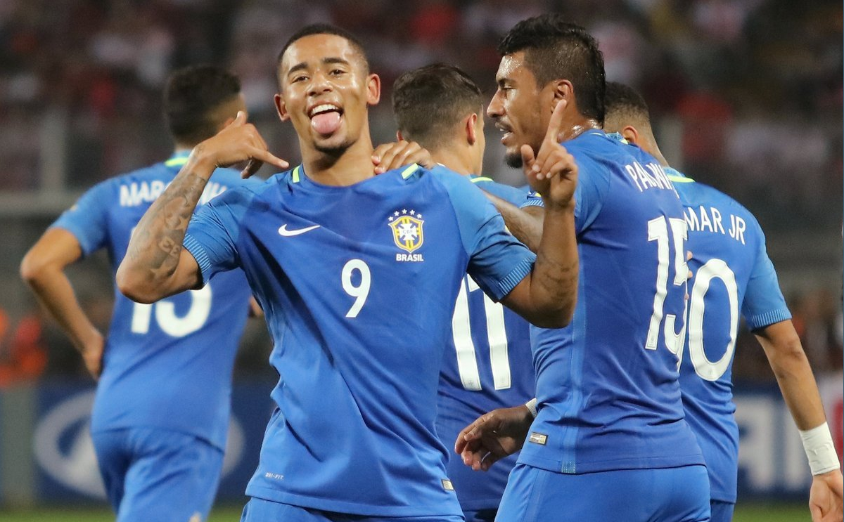 Νέο λαμπρό αστέρι την οδηγεί (vid)