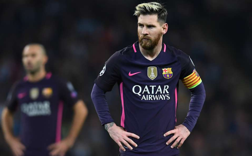 Aγκουέρο: “Αυτό συνέβη στο τούνελ με τον Μέσι”