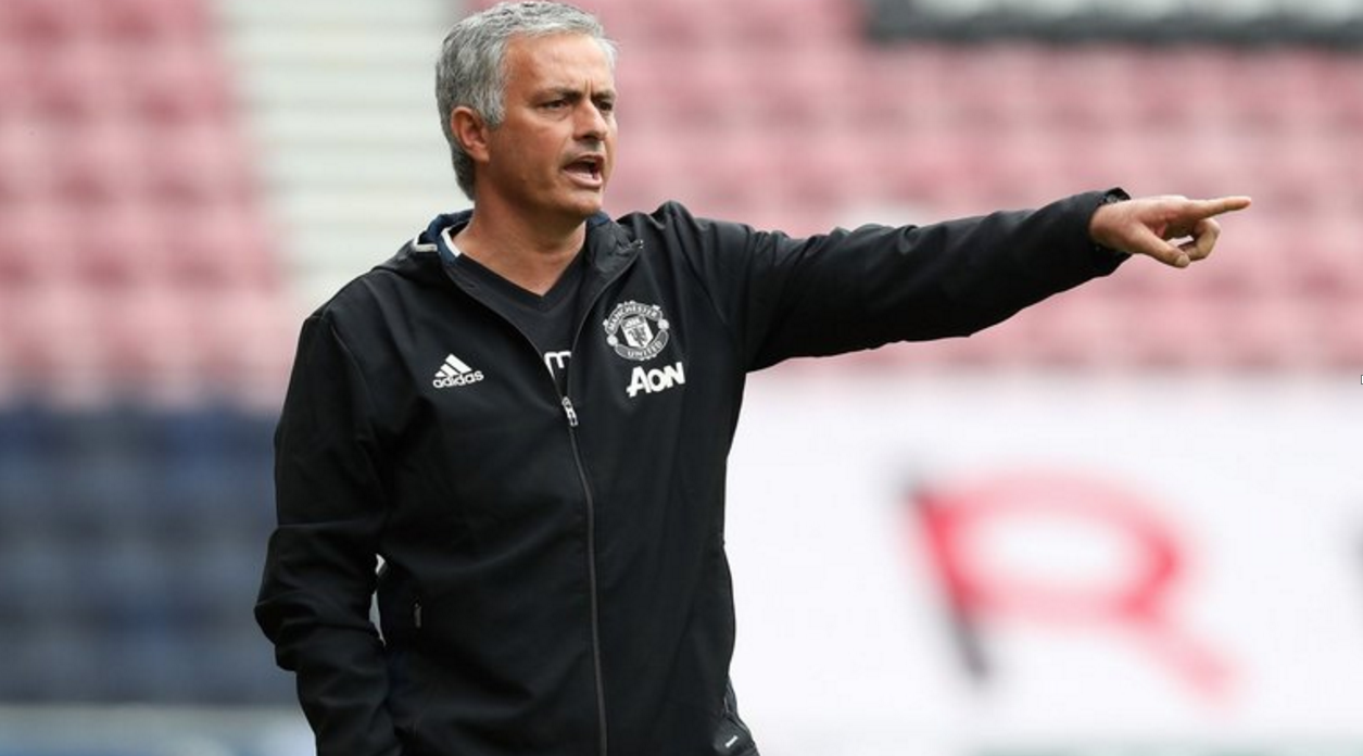 Παίκτης της Γιουνάιτεντ ζήτησε από τον Μουρίνιο να φύγει