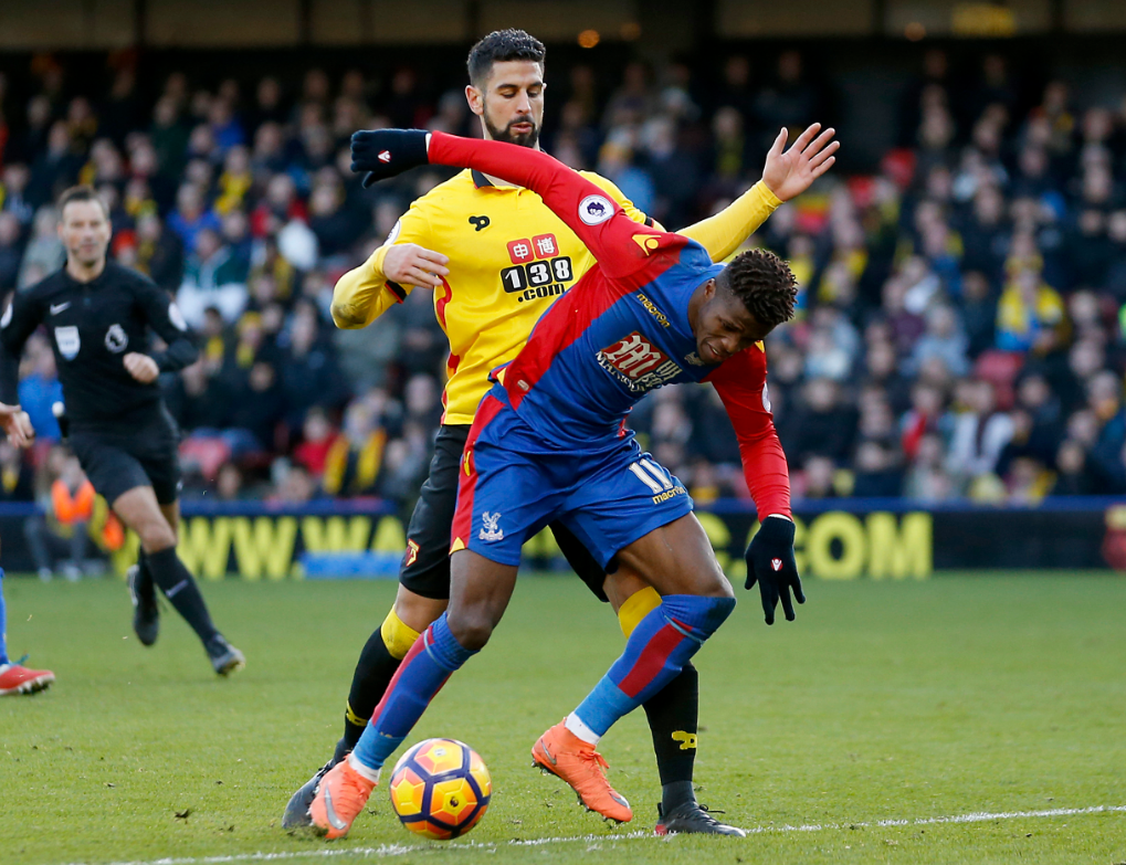 Η μασκότ της Γουότφορντ τρόλαρε τον Ζάχα (vid)