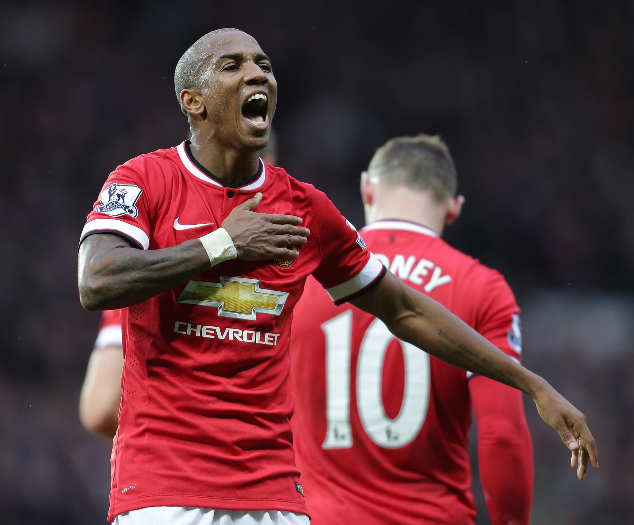 Ανανεώνει ο Άσλεϊ Γιάνγκ! (pic)