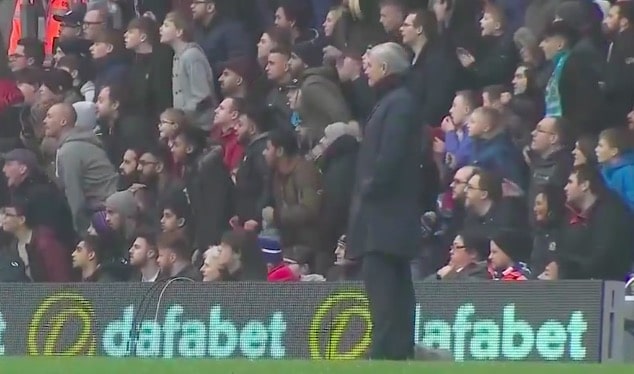 Έπαθε “κοκομπλόκο” ο Μουρίνιο με τη γκολάρα της Μπλάκμπερν! (vid)