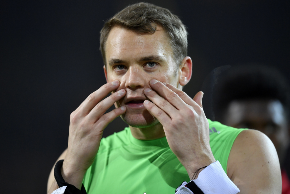 Ατελείωτο “γλέντι” του Νόιερ στην Άρσεναλ (pic)