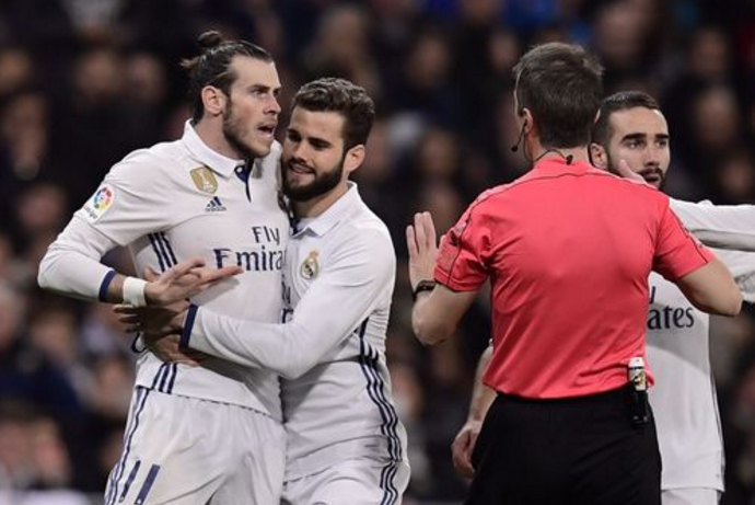Η διαιτησία “έσφαξε” τη Ρεάλ! (pics)