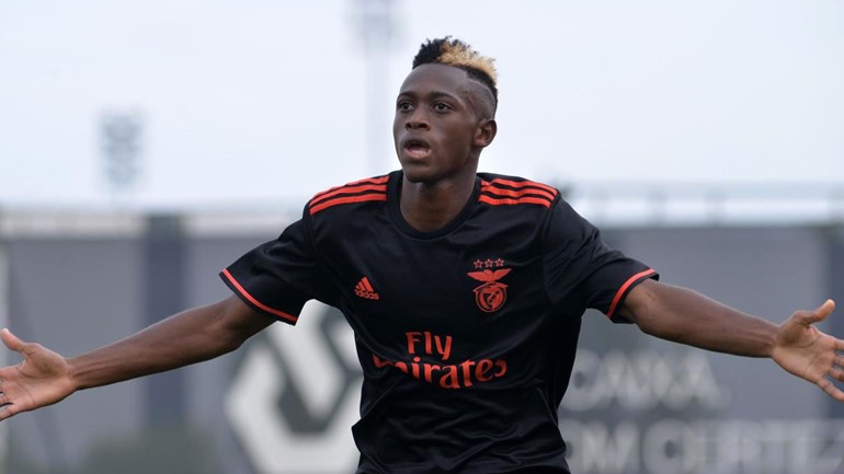 Νέο μεταγραφικό “χτύπημα” με πιτσιρικά ετοιμάζει η Ρεάλ!