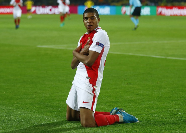 Διπρόσωπος ο Εμπαπέ! (vid)