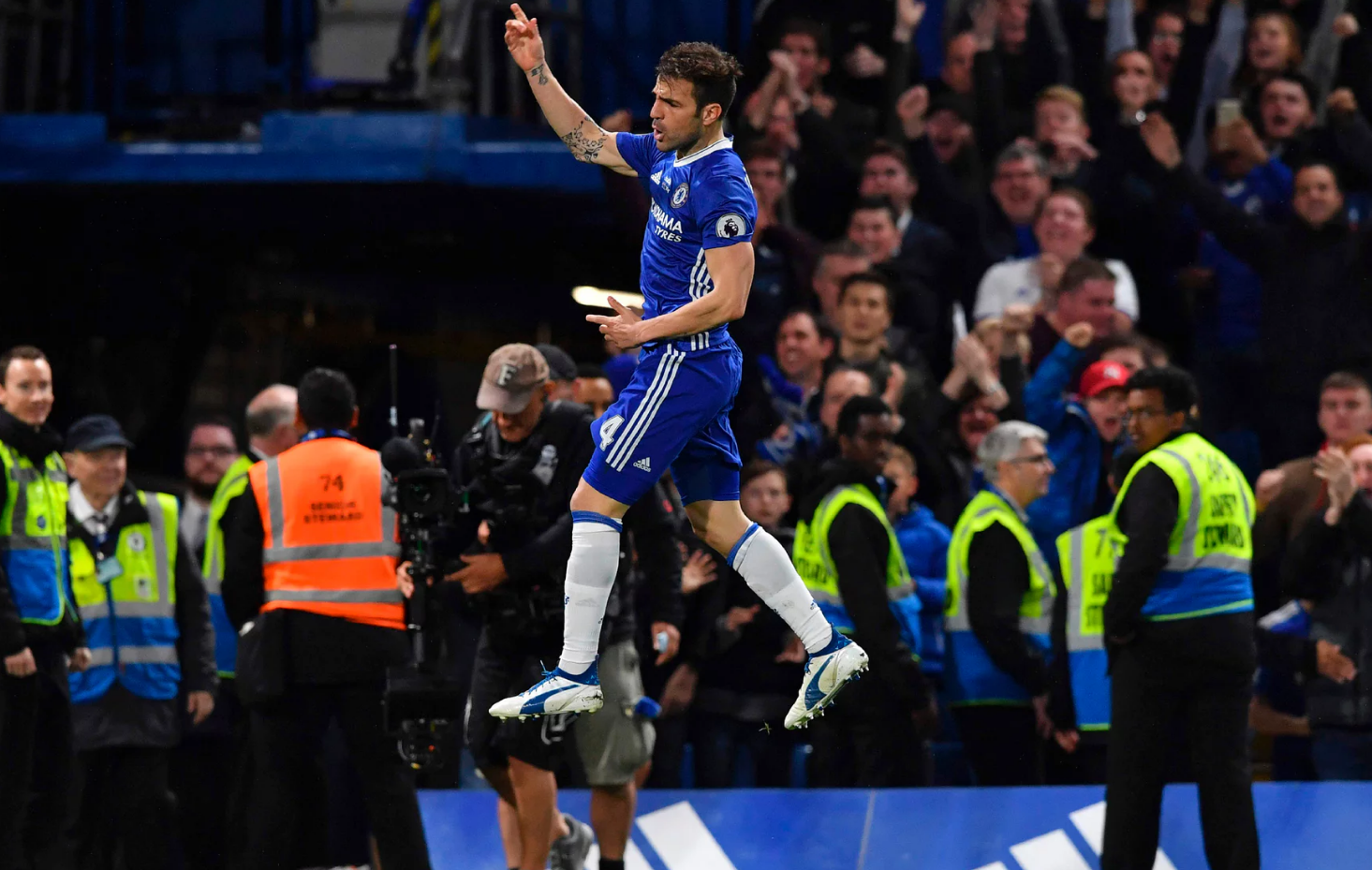 Πρόωρη φιέστα με δραματικό φινάλε (vid)