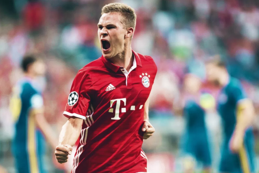 Απίθανο γκολ από τον Κίμιχ και 1-1 η Μπάγερν!