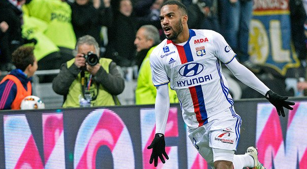 Κάντε στην άκρη περνάει ο… Μέγας Αλέξανδρος!