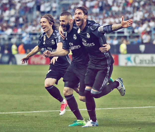 Το κοινό βρίζει τον Πικέ και ο Ράμος το ευχαριστιέται !(Vid)