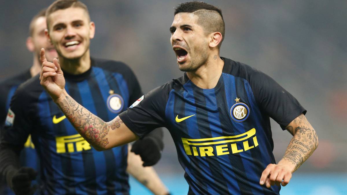 Επιστρέφει στη Σεβίλλη ο Μπανέγκα