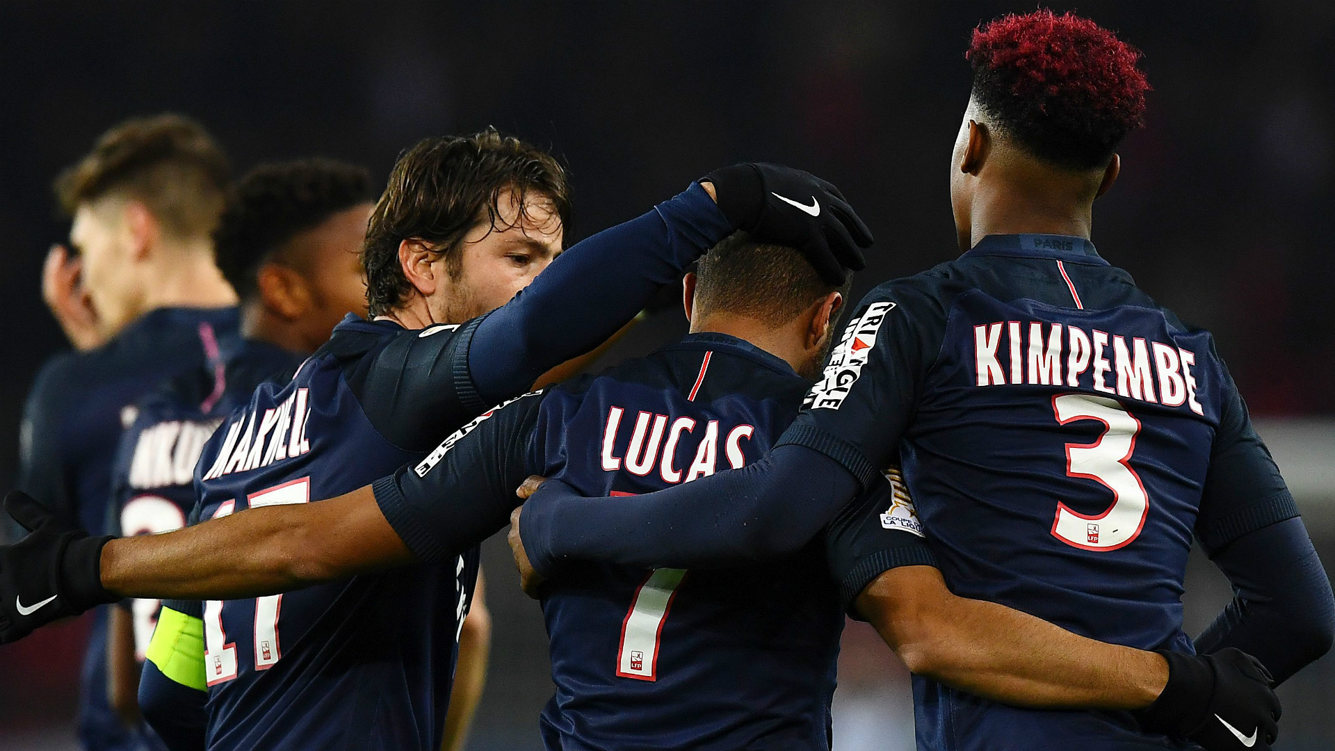 Αγγλική «μάχη» για σταρ της Παρί!