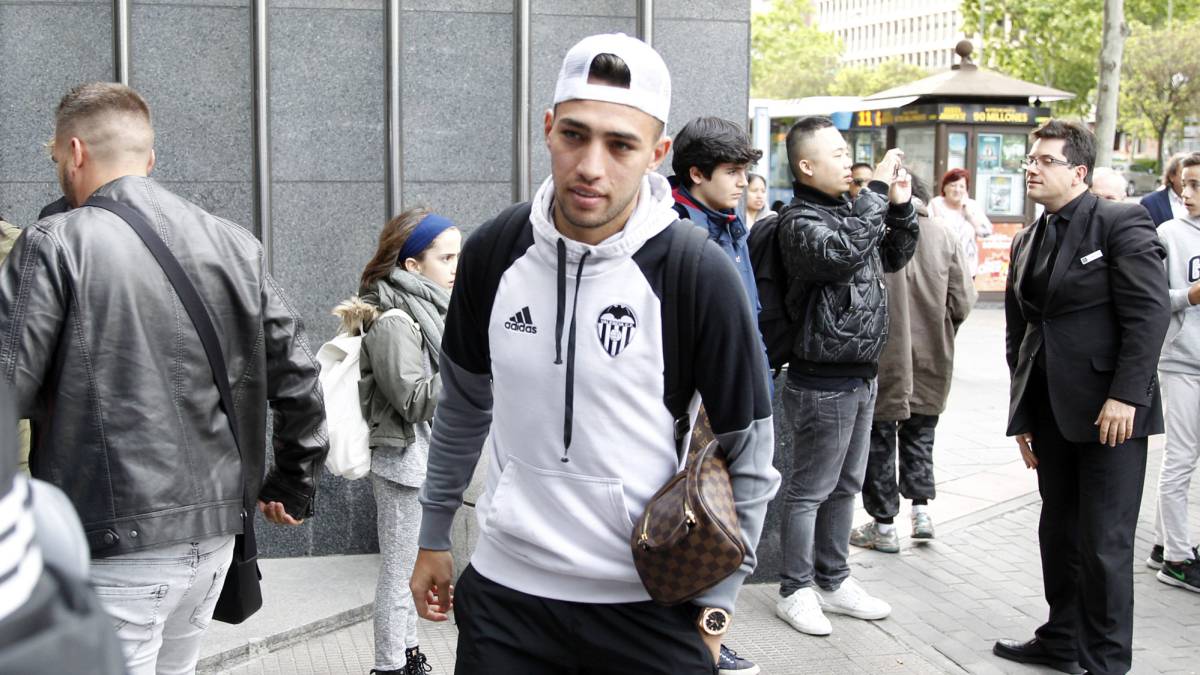 “Τσάρος” ο Μουνίρ