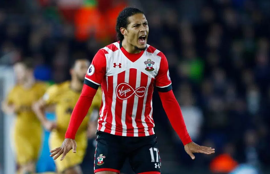 H Σίτι πάει να χαλάσει τα σχέδια των Λίβερπουλ και Τσέλσι για Φαν Ντάικ