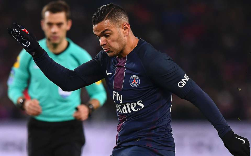 Η καριέρα του Μπεν Αρφά πήρε ξανά την κατιούσα