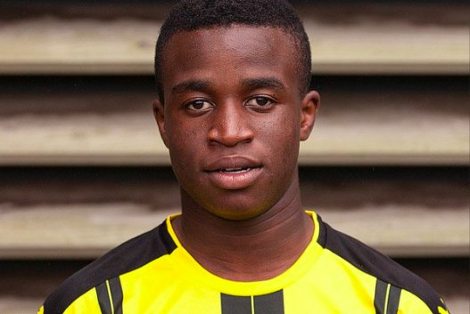 Τρομοκρατεί μεγάλους και μικρούς το νέο “οπλοπολυβόλο” της Ντόρτμουντ!