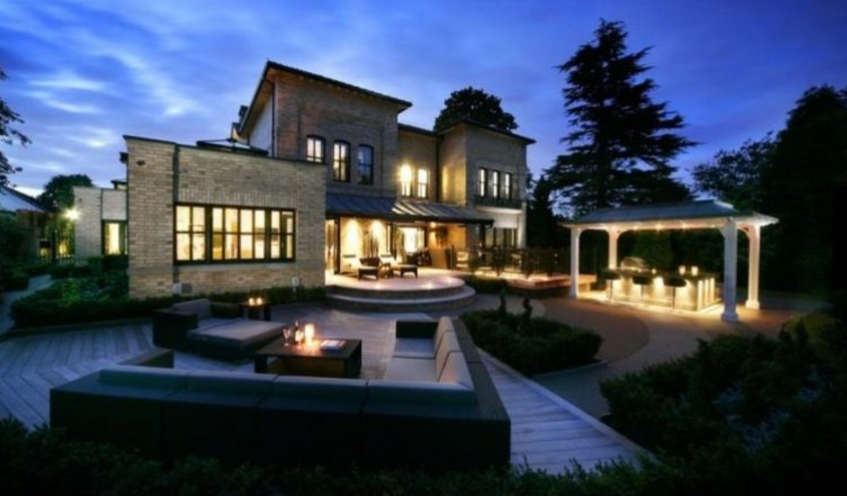 Μόνο ο Ζλάταν τέτοιο σπίτι! (pics)