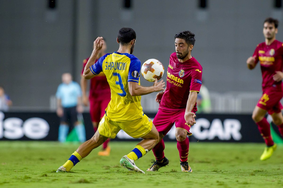 Έμεινε στη κορυφή το «κίτρινο υποβρύχιο»