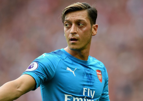 Παίρνει… τσάμπα Οζίλ από Άρσεναλ η Γιουνάιτεντ!