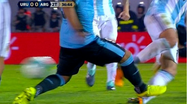 Το εγκληματικό μαρκάρισμα του Σουάρεζ