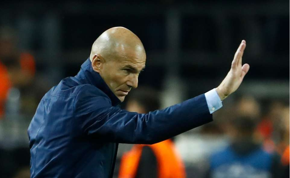 Ζιντάν: «Δεν έχω σκοπό να τα παρατήσω»