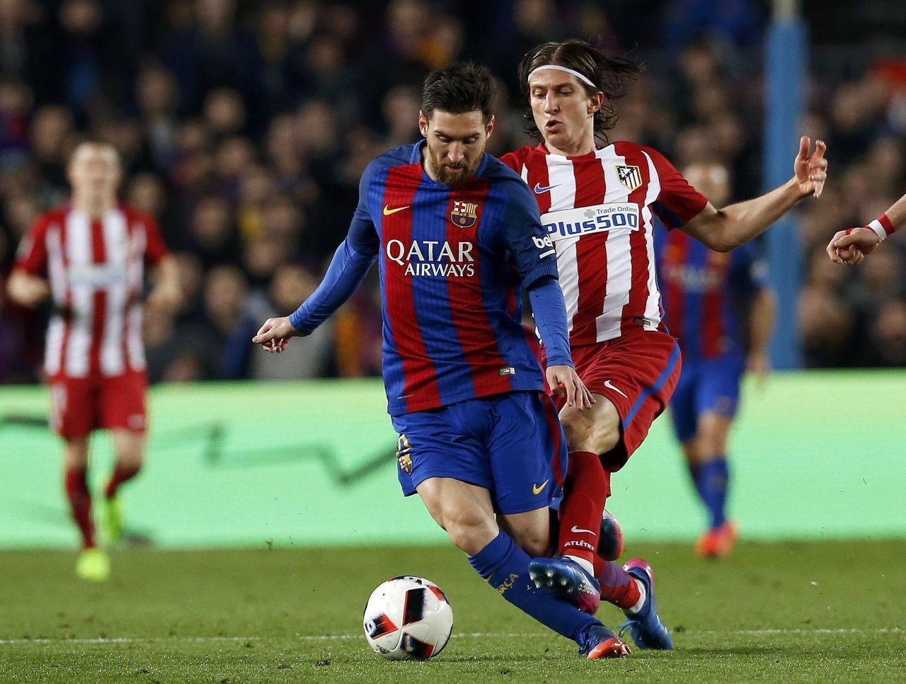 «Μόνο με φάουλ μπορείς να σταματήσεις τον Μέσι»