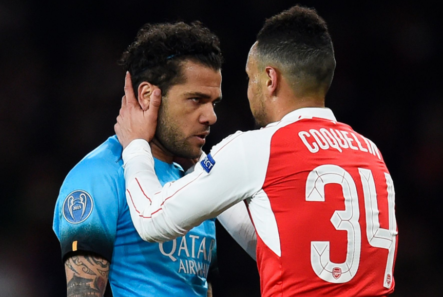 Άλβες: “Μας άρεσε να αντιμετωπίζουμε την Άρσεναλ”