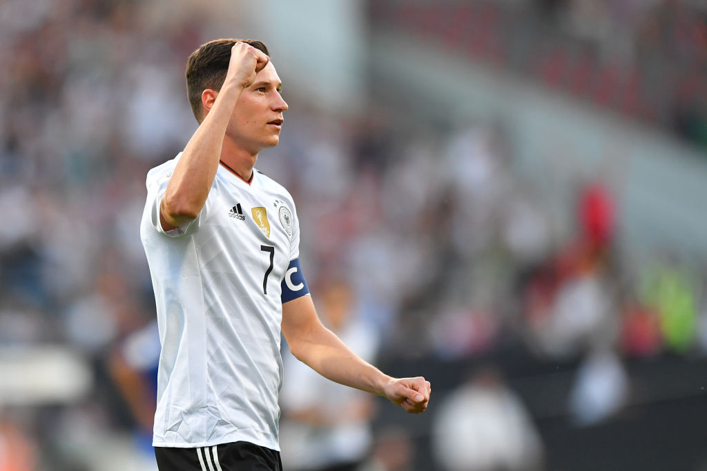 Ντράξλερ: “Δεν φεύγω από την Παρί Σεν Ζερμέν”