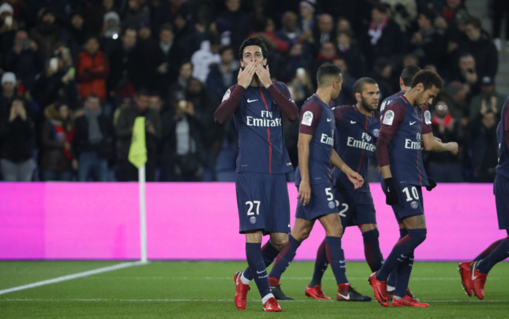 Δεν κάνει στάσεις το Παριζιάνικο τρένο (vid)